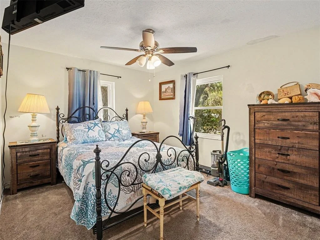 Photo of 11207 CREEKVIEW DR