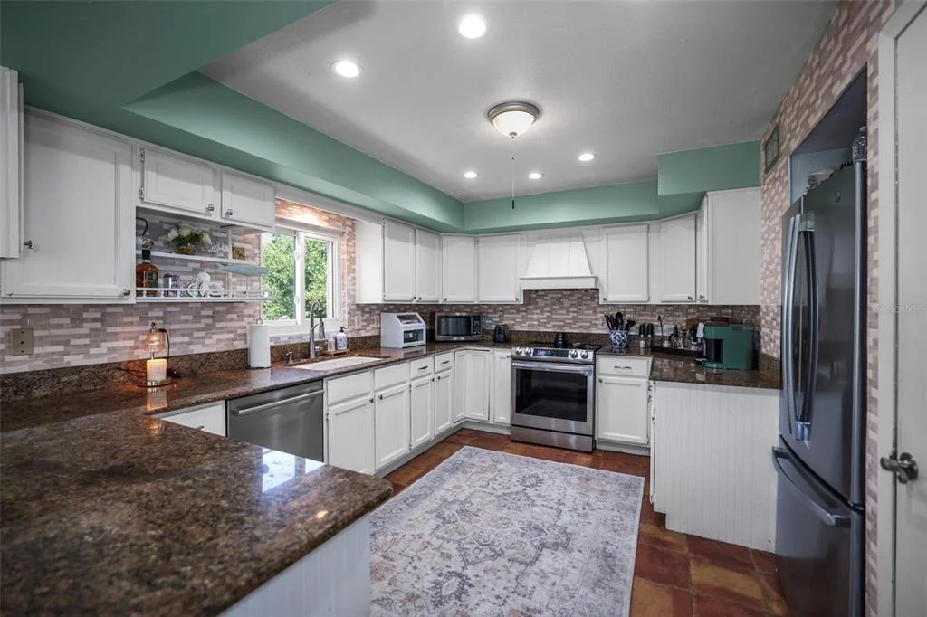 Photo of 4966 ROBIN TRAIL