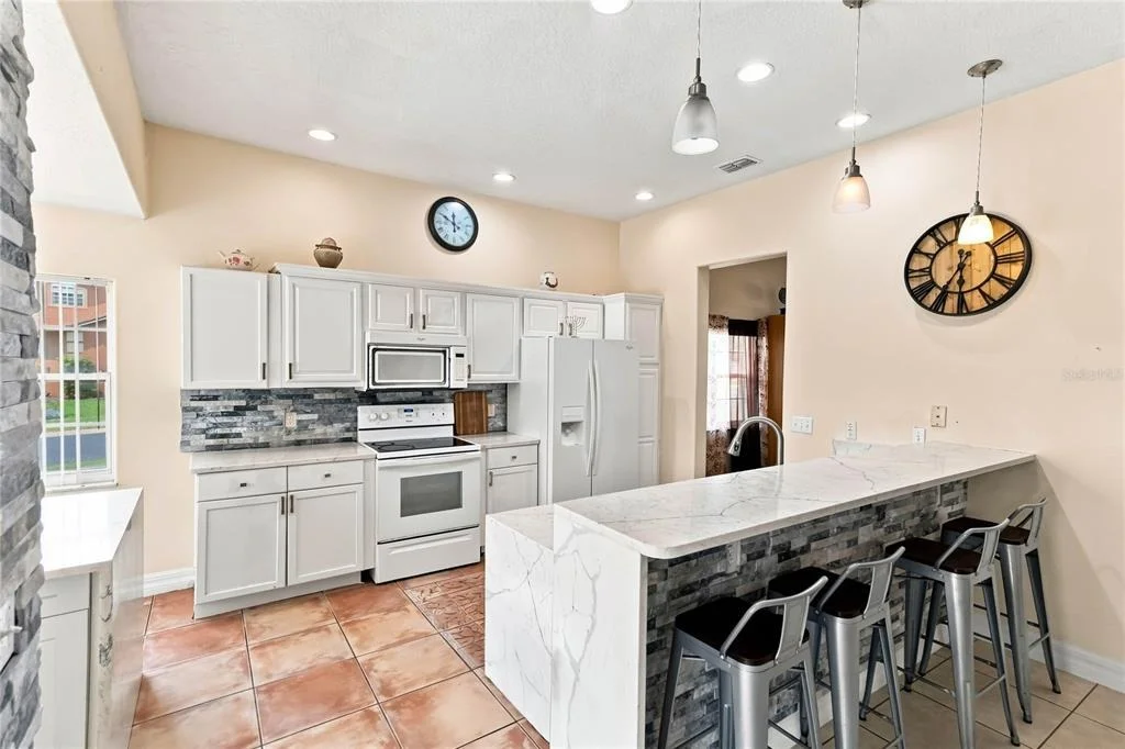 Photo of 426 VISTA LOOP