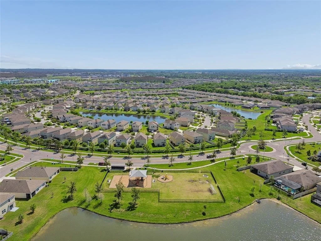 Photo of 7604 POOL COMPASS LOOP