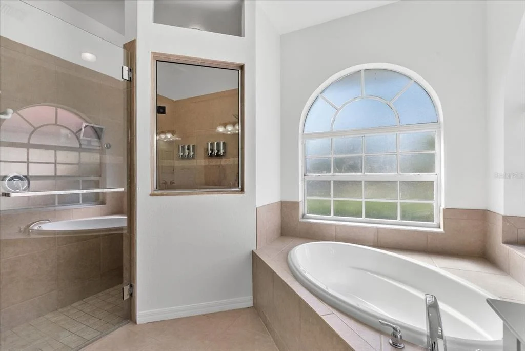 Photo of 4239 CORSO VENETIA BOULEVARD