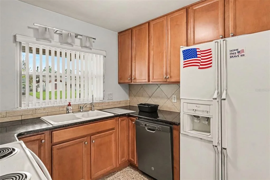 Photo of 2818 AMBERGATE ROAD