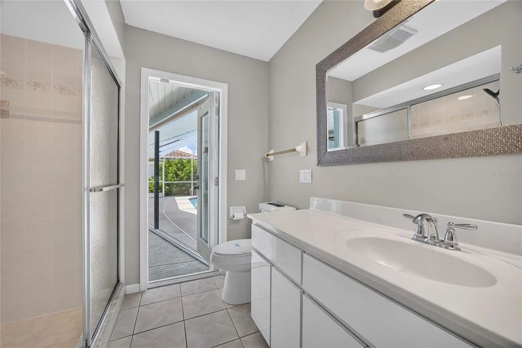Photo of 2280 VIA ESPLANADE