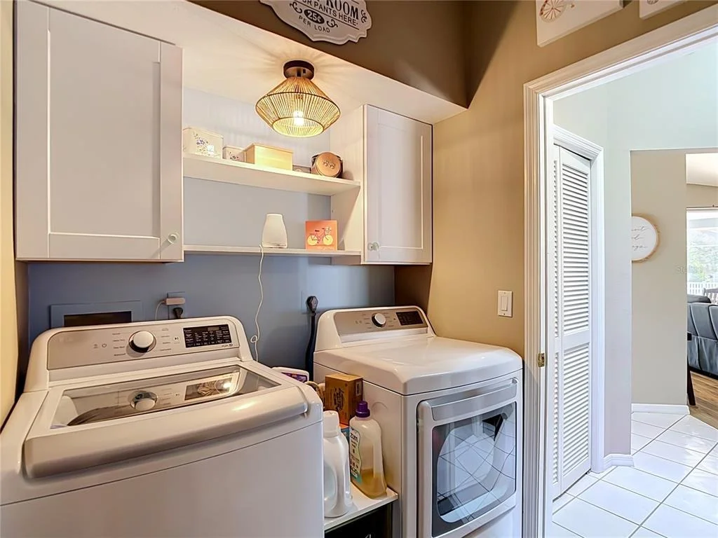 Photo of 1051 HOOK DRIVE