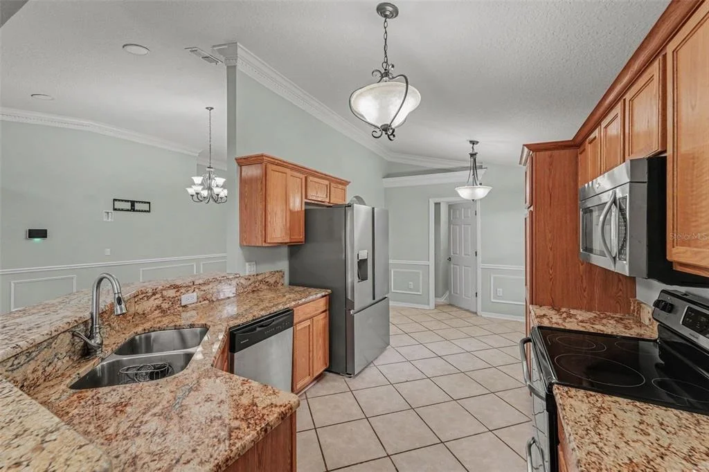 Photo of 817 LAKE DOE BOULEVARD