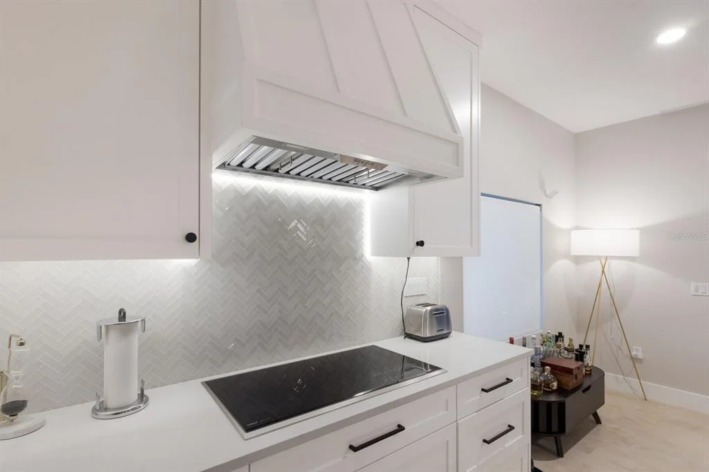 Photo of 238 ISLAND CIRCLE