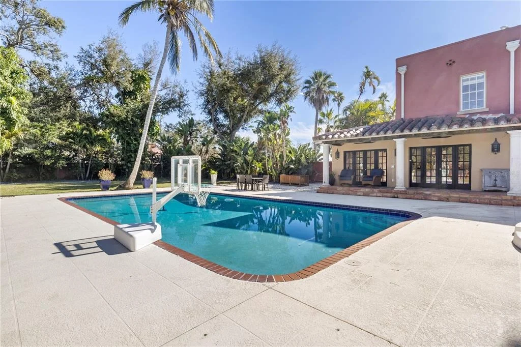 Photo of 7810 SENRAB DRIVE