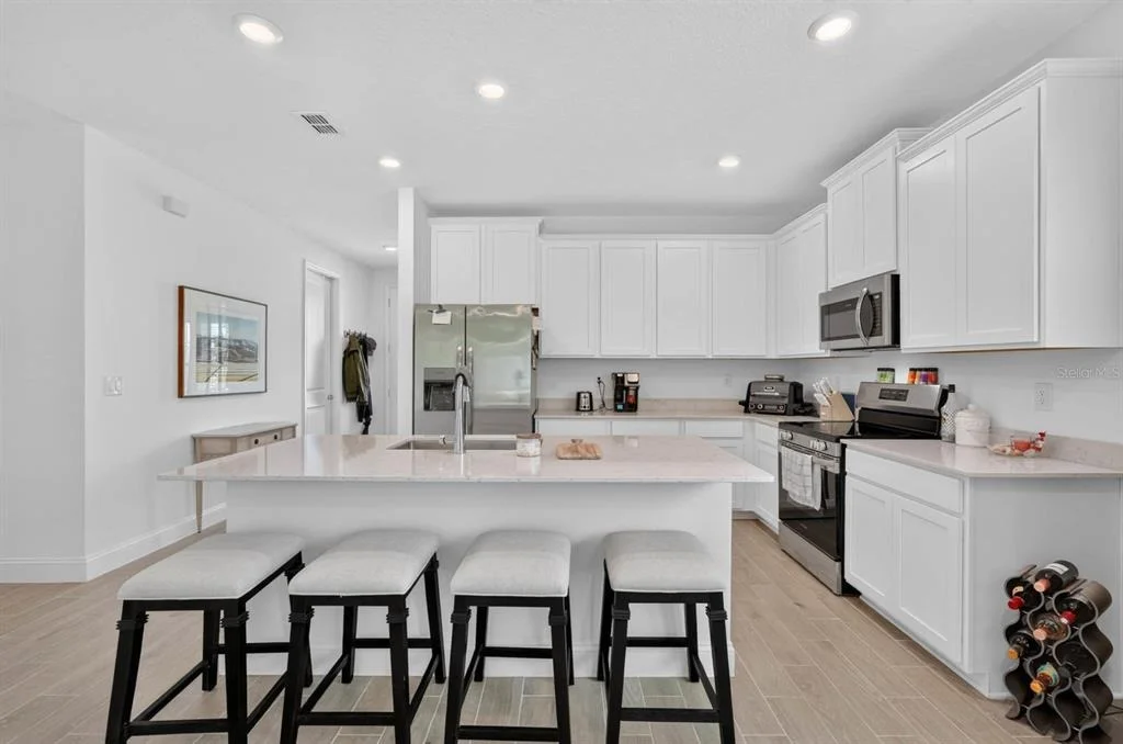 Photo of 2173 RAGLAN CIRCLE