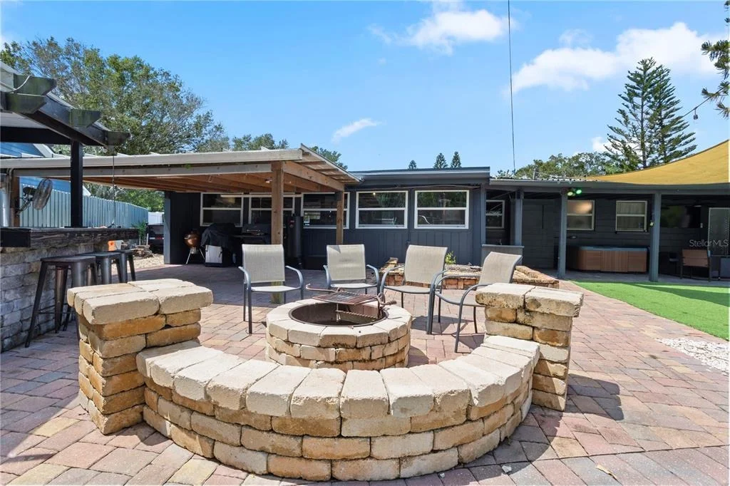 Photo of 6809 WILLOUGHBY LANE