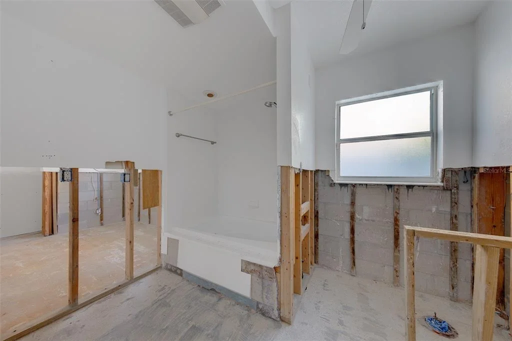 Photo of 814 BAY POINT DRIVE