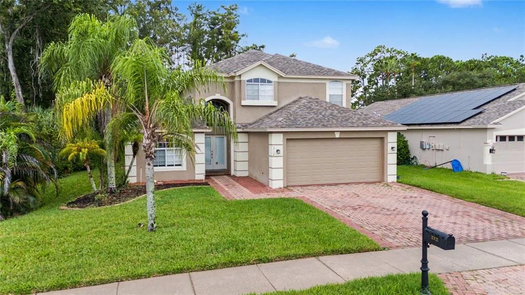 Photo of 212 ARBOR WOODS CIRCLE