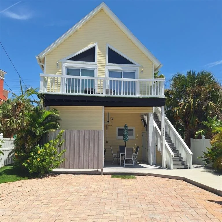 Photo of 13202 GULF BOULEVARD