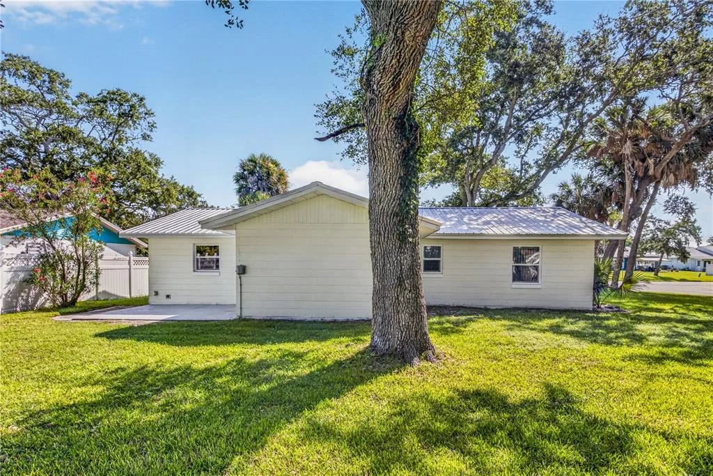 Photo of 5464 RIVERSIDE DRIVE