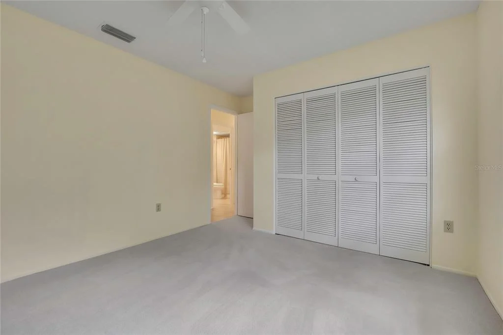Photo of 7103 CROWN OAKS DRIVE
