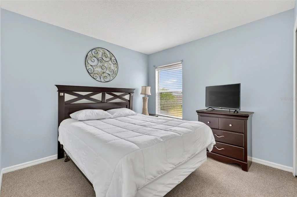 Photo of 928 SOLANA CIRCLE
