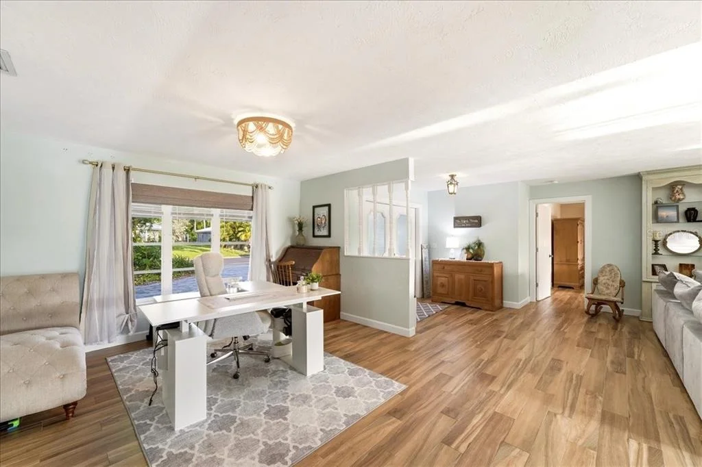 Photo of 413 SIGNORELLI DRIVE