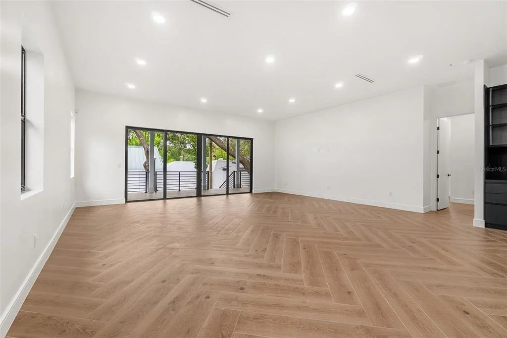 Photo of 403 PARK BOULEVARD