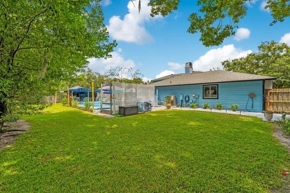 Photo of 233 FLAME AVENUE