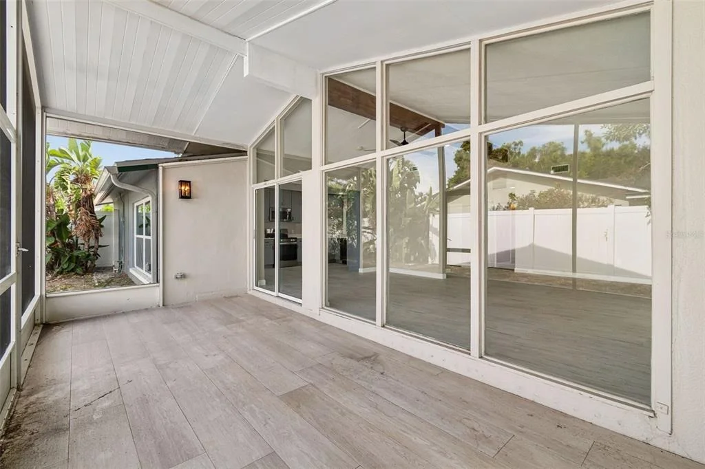 Photo of 729 SPANISH MAIN DRIVE