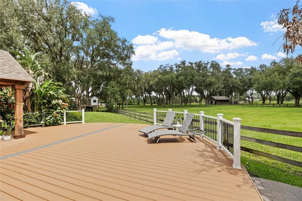 Photo of 19601 EAGLE CREST DRIVE