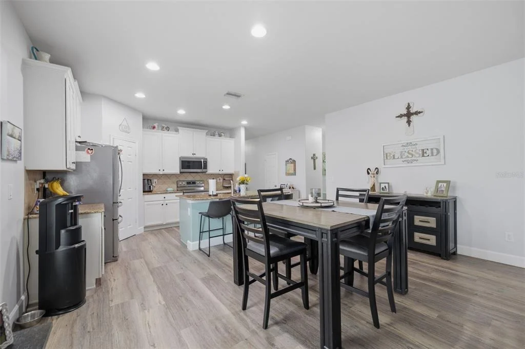 Photo of 2814 MAPLE BROOK LOOP