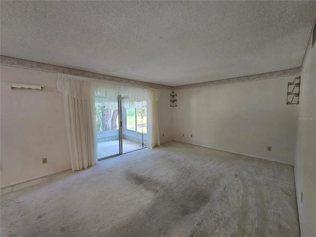 Photo of Unit B at 606 MIDWAY DRIVE