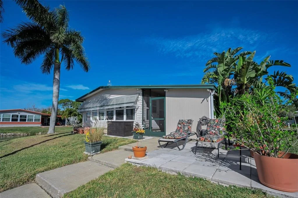 Photo of 4706 BURNEY DRIVE