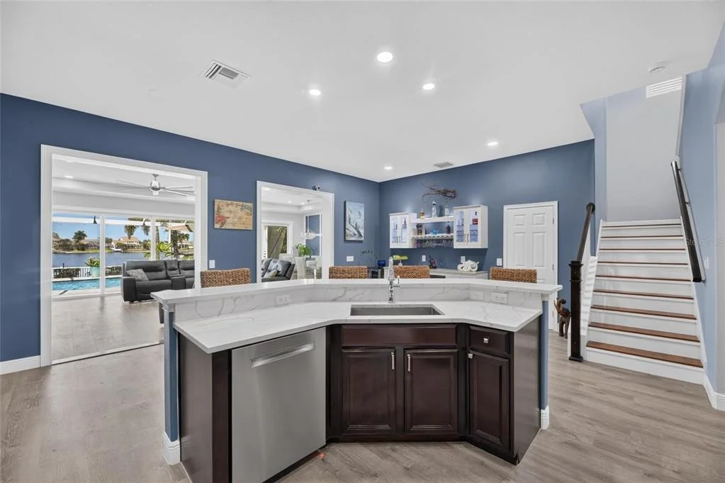 Photo of 5216 POINT HARBOR LANE