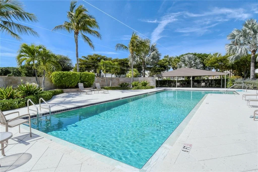Photo of 3530 MISTLETOE LANE
