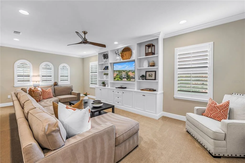 Photo of 6237 SIGNATURE POINTE LANE