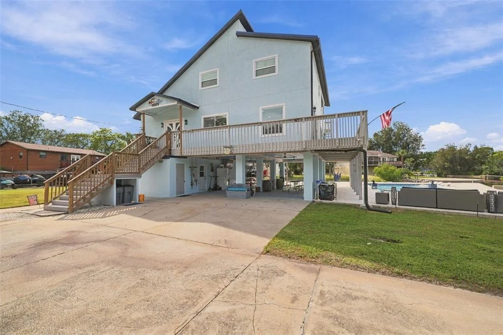 Photo of 14523 BARLOW LANE