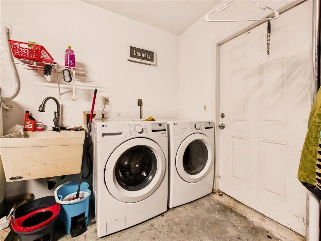 Photo of 13718 SW 40TH CIRCLE