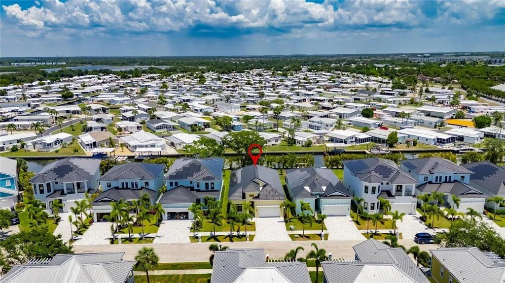 Photo of 6532 SIMONE SHORES CIRCLE