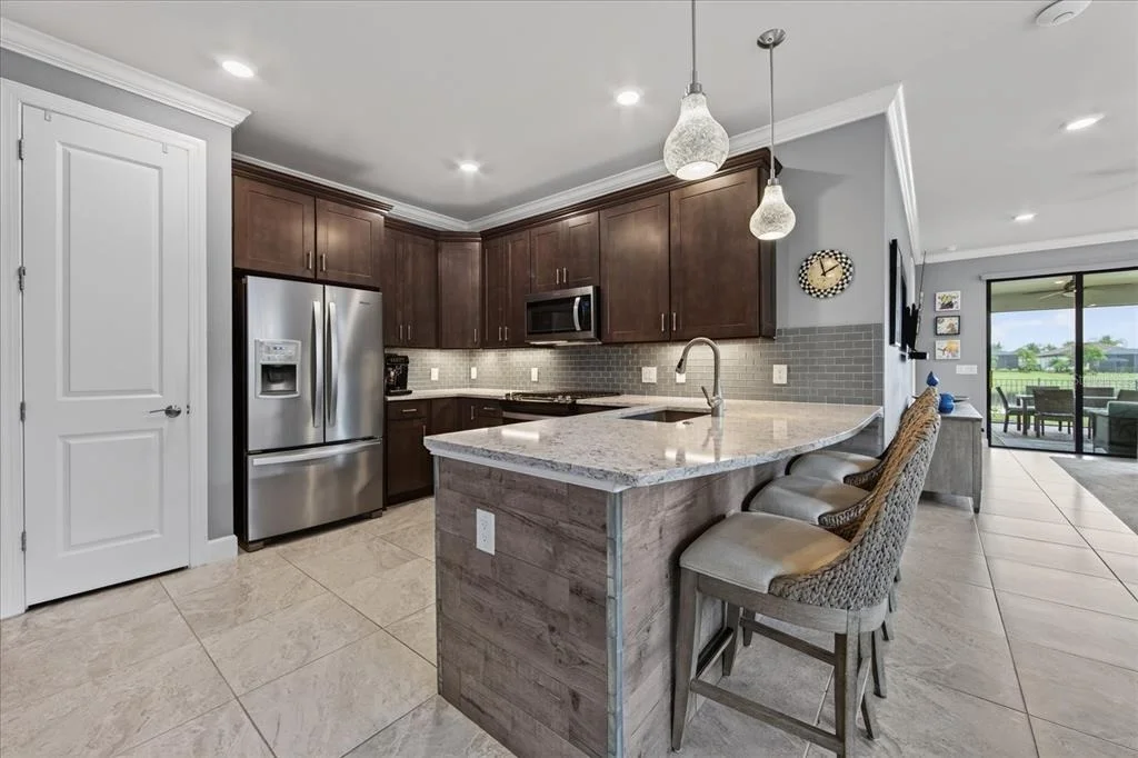 Photo of 6927 HOLBROOK COVE
