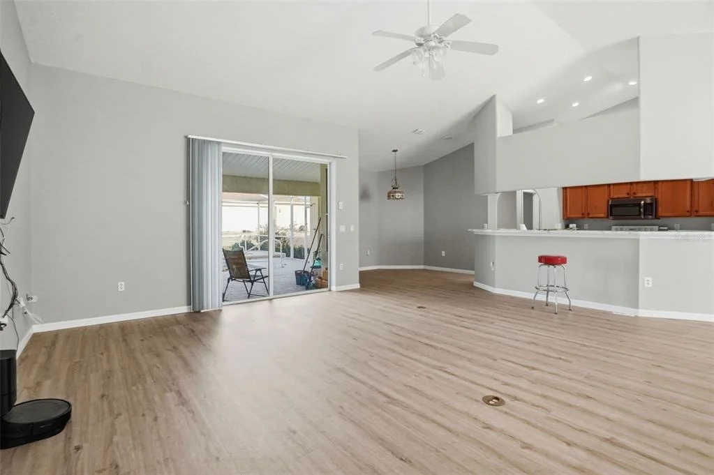 Photo of 8038 MADRID ROAD