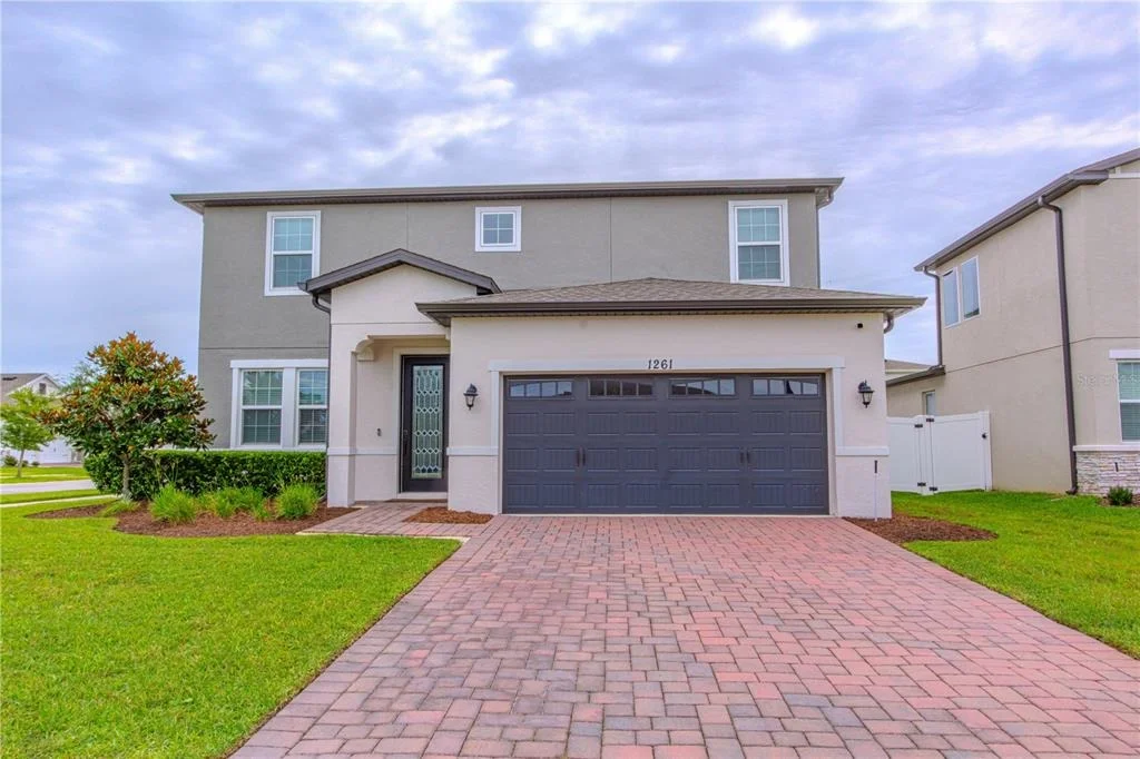 Photo of 1261 LONE PALM WAY
