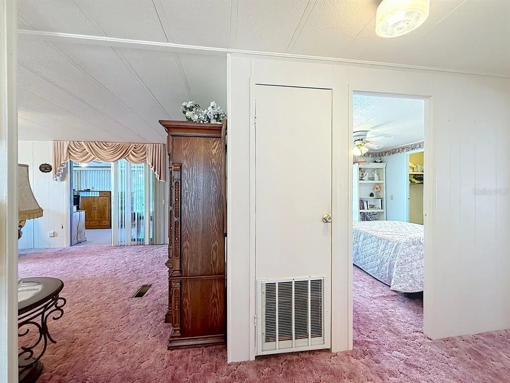 Photo of 176 SUNSET DRIVE