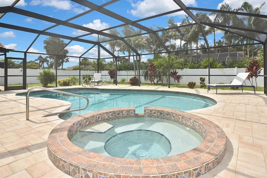 Photo of 429 DARLING DRIVE