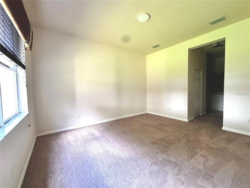 Photo of 4950 SANDY BROOK CIRCLE