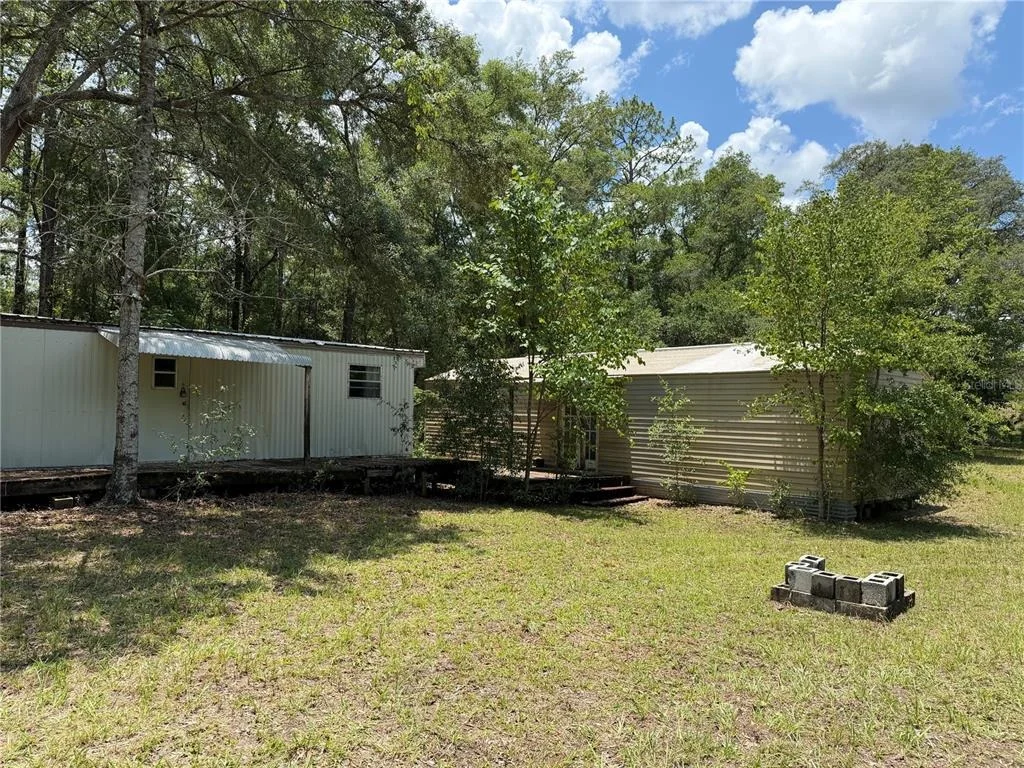 Photo of 9730 NE STATE ROAD 24