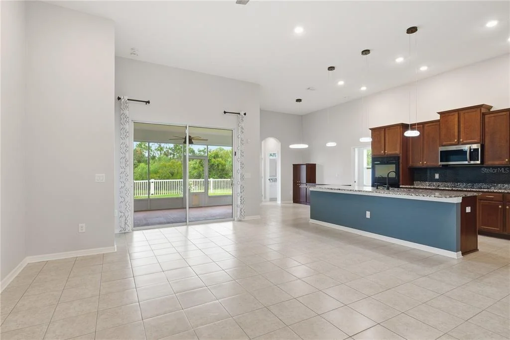 Photo of 6410 FALLING OAK TRAIL