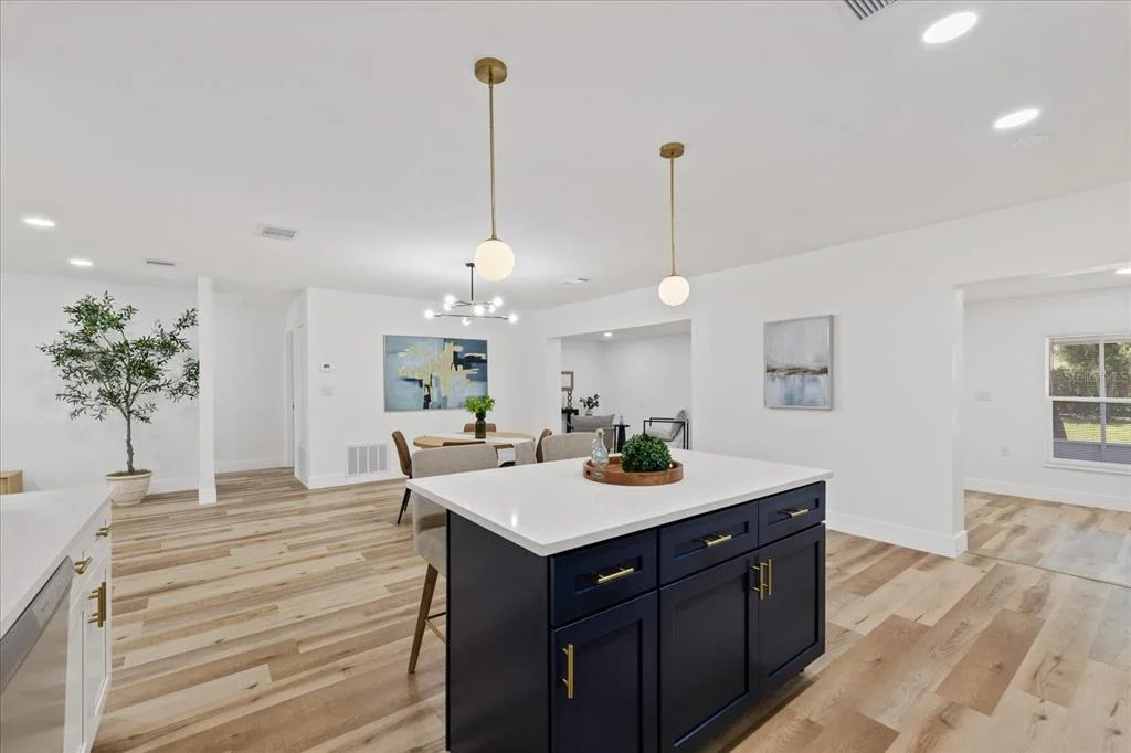 Photo of 2928 FOREST CIRCLE