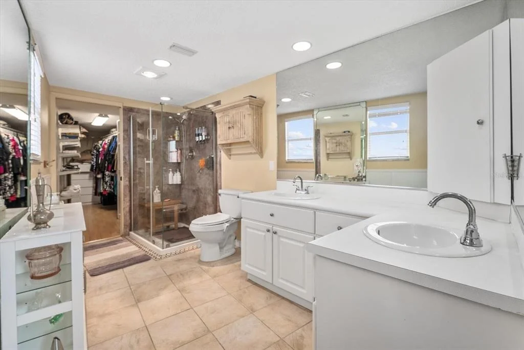 Photo of 33 N STARBOARD DRIVE