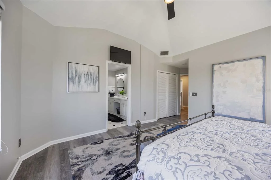 Photo of 13951 HARBOR VIEW DRIVE