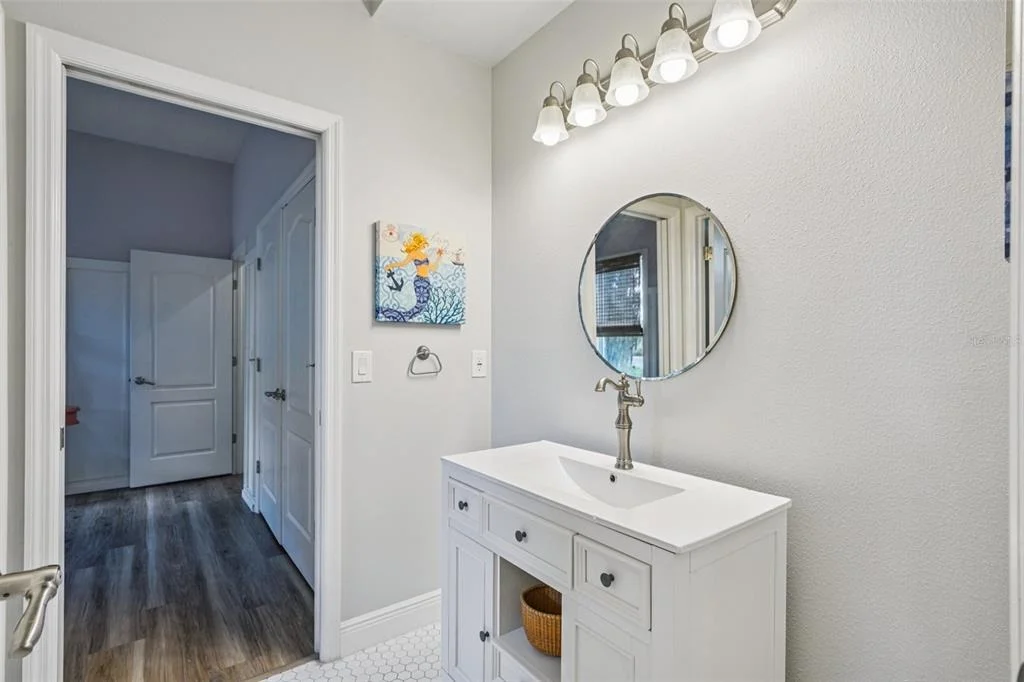 Photo of 11325 HIDDEN VALLEY LANE