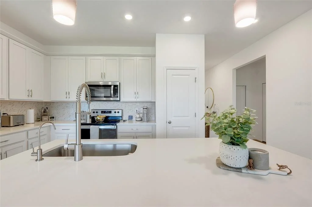 Photo of 5724 CAMILLA STREET