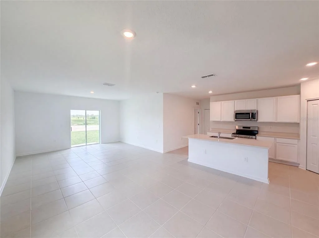 Photo of 4373 RIVER BEACON BOULEVARD