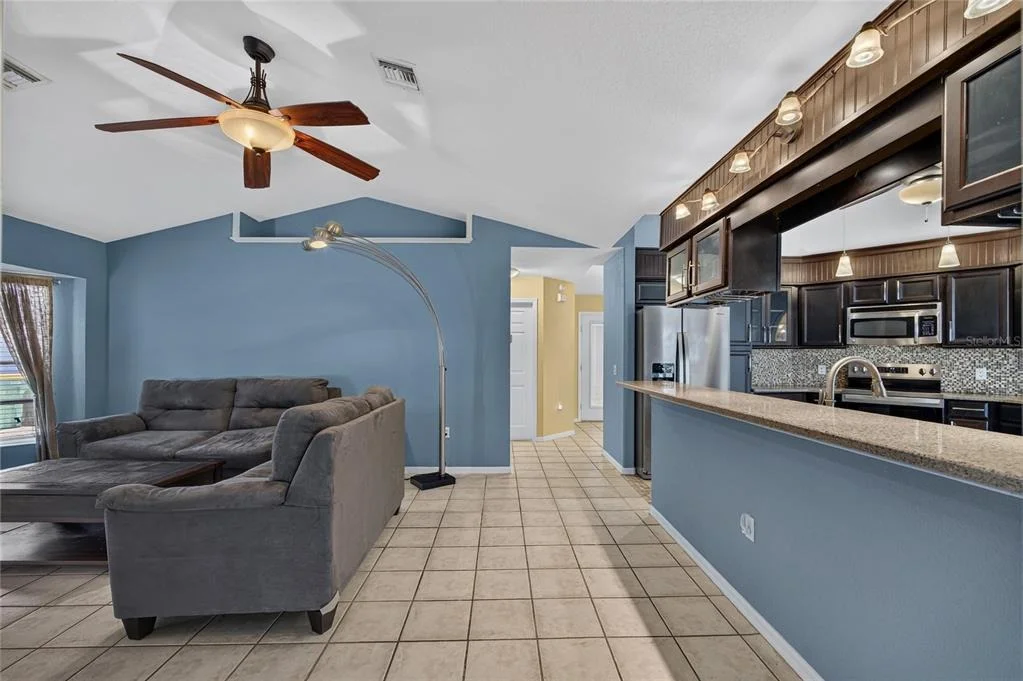 Photo of 86 SANTAREM CIRCLE