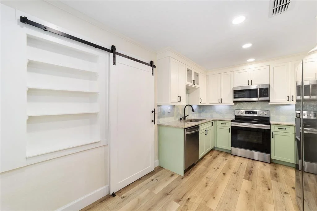 Photo of 825 SE 13TH STREET