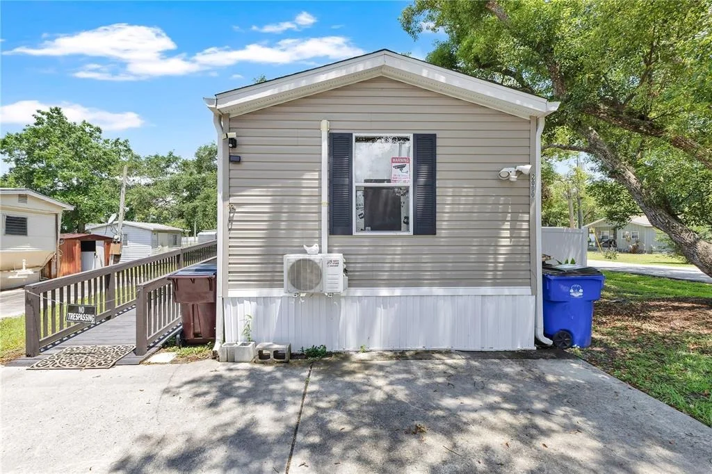 Photo of 2000 PALM STREET